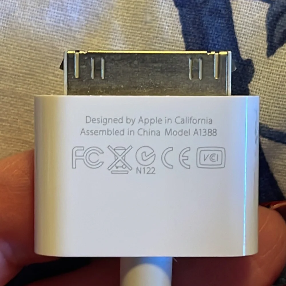 Apple 16 pin HDMI/ USB Adapter
